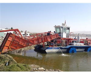 水上垃圾打撈船