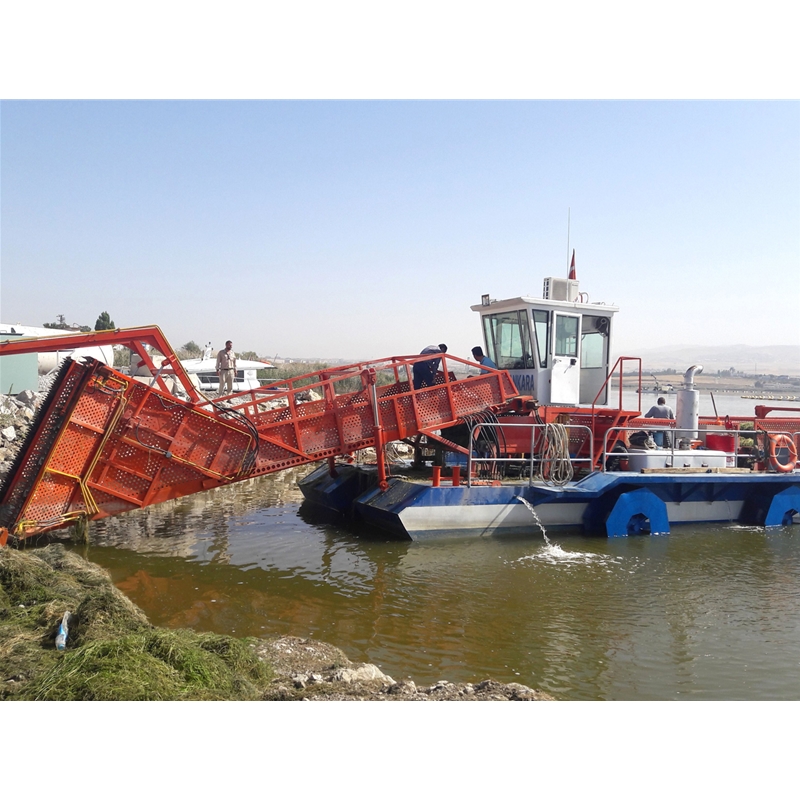 水上垃圾打撈船